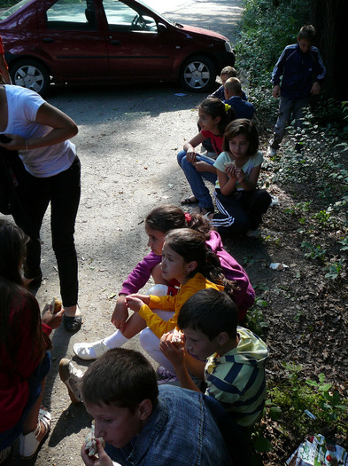 P1270656 - 3-5  iunie 2011 excursie-banchet a 4 a