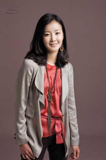 lee si young (40)