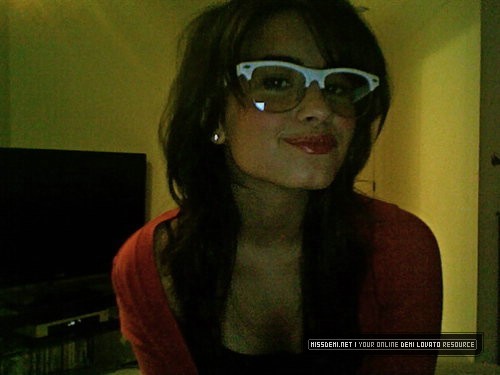 131 - Demi Lovato - Poze Personale