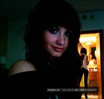 163 - Demi Lovato - Poze Personale