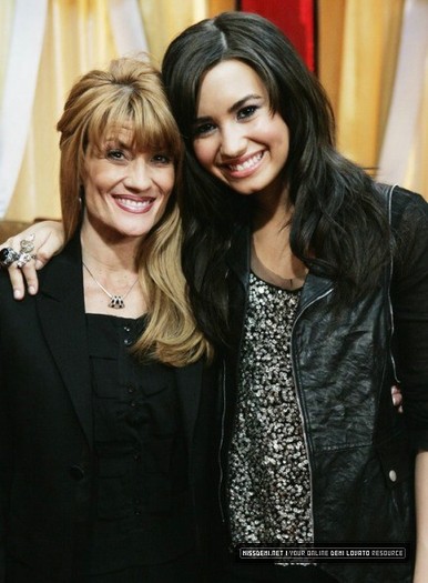 234 - Demi Lovato - Poze Personale