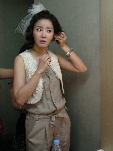 lee si young (60)