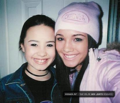 304 - Demi Lovato - Poze Personale