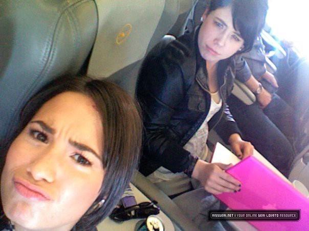 309 - Demi Lovato - Poze Personale