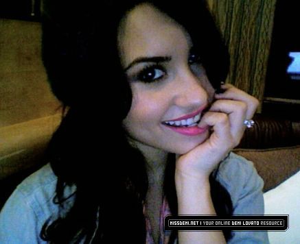 328 - Demi Lovato - Poze Personale