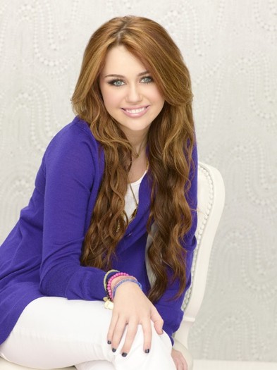 16~0 - 0-0 HANNAH MONTANA SEASON FOREVER - PROMOTIONAL STILLS