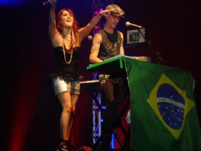 OgAAAFHUtj3iEJtUwIt_ewwL3blqTIfDcWytDSj72VeWskJk4GILrso19tMNDbfOI4K8mH7P4U9Y2MNEcbUG8tLfb_IAm1T1UMrx - Mi angel