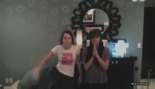 000000000108 - 0-0 Video 1 - The Miley And Mandy Show