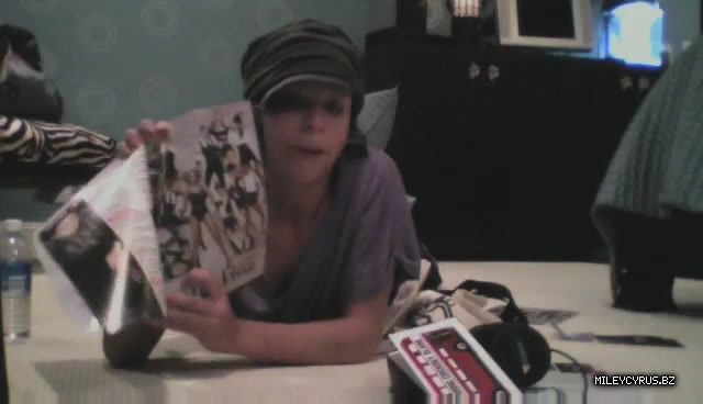 000000000148 - 0-0 Video 1 - The Miley And Mandy Show