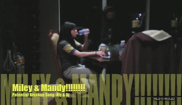 000000000003 - 0-0 Video 3 - The Miley And Mandy Show Epis Potential Breakup Song