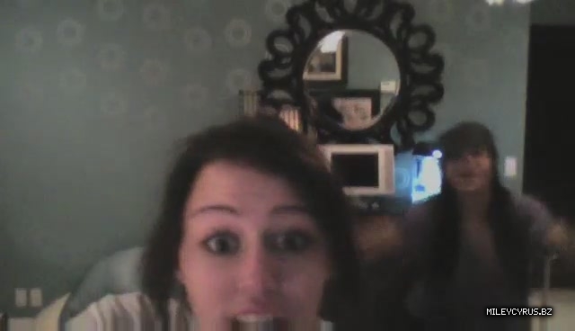 000000000245 - 0-0 Video 1 - The Miley And Mandy Show