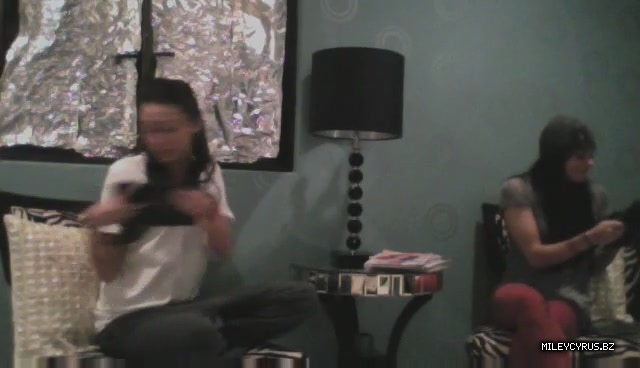 000000000207 - 0-0 Video 4 - The Miley And Mandy Show Epis Miley and Mandyless