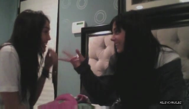 000000000075 - 0-0 Video 5 - The Miley and Mandy Show Epis Irrelevant