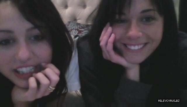 000000000191 - 0-0 Video 5 - The Miley and Mandy Show Epis Irrelevant