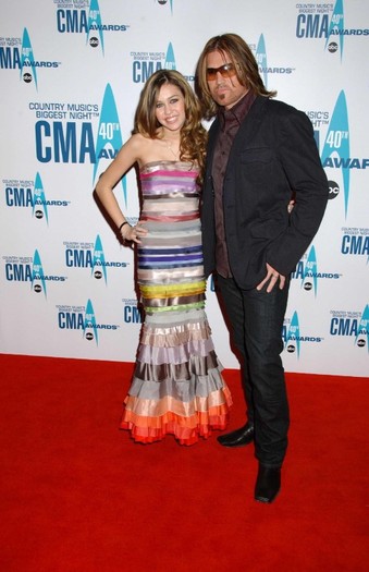 109 - 0-0 40th Annual CMA Awards - Arrivals