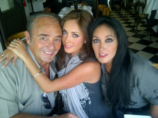 anahi y sus papas