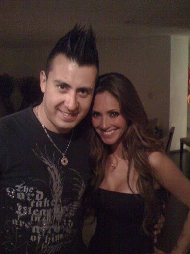 72589033 - Anahi 6