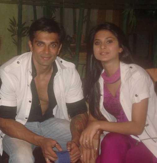 200092_181566745223491_176594099054089_415877_5617345_n - Karan Singh Grover from the sets of Dill Mill Gaye Part 1