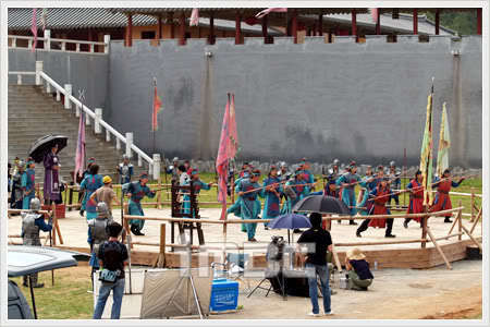 26922718_YWNYNMLIB[1]