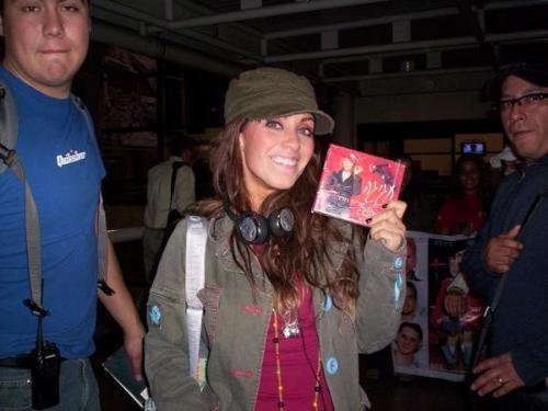 31576_390895375871_306465525871_4568054_526954_n