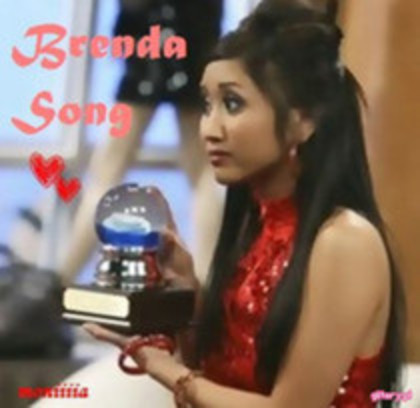 37798509_YWCJIQDZU - Brenda Song Glitery