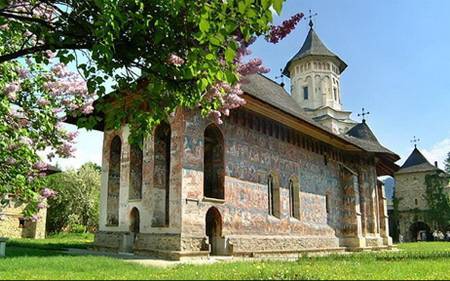 manastire-moldova - romania tara mea