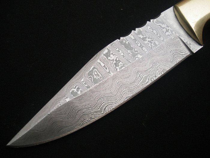 2 - CUTITE CU LAMA DE DAMASC