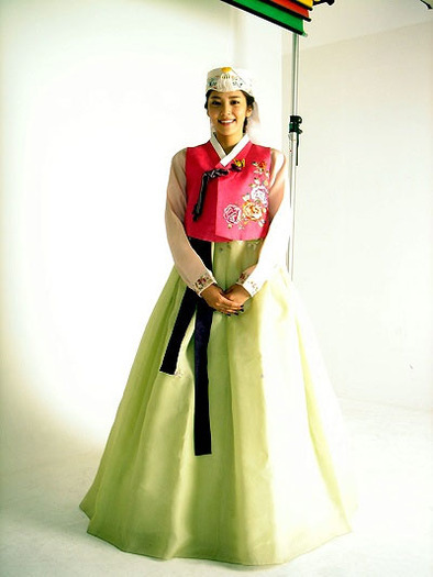 10 - Hanbok pentru tine