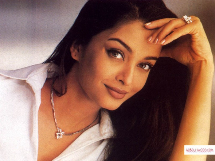 0007 - Album in memoria lui AishwaryaRaiBachchan