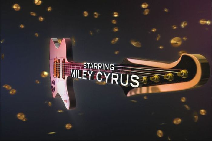 009 - 0-0  Hannah Montana- Miley Cyrus Best of Both Worlds Concert Tour DVD Screencaps