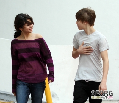 normal_004 - December 18th - Taking a walk with Justin Beiber