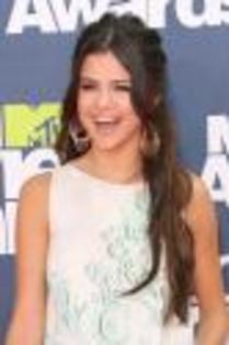 mtvmoviearrvalsselenalautner (18) - selena mary gomez