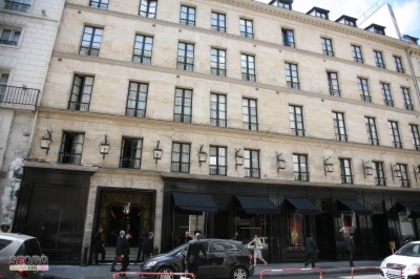normal_001 - JUNE 23RD - Leaving Hotel in Paris
