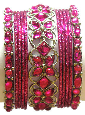 18448114_FSCOUMKUW - Bratari indiene