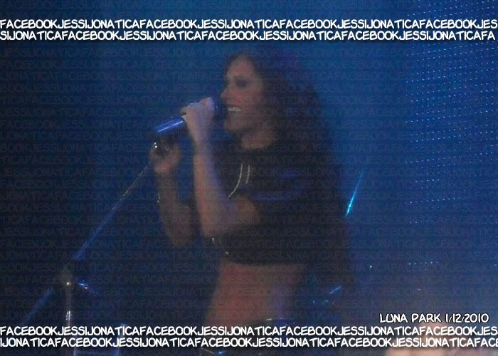 148684_1551878950253_1033521506_31244746_6163089_n