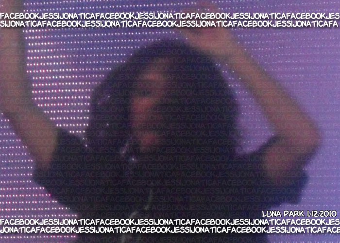 155495_1551878430240_1033521506_31244743_6344462_n