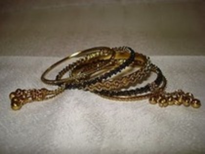 32282530_KZAFKMHJQ - bijuterii indiene partea a doua