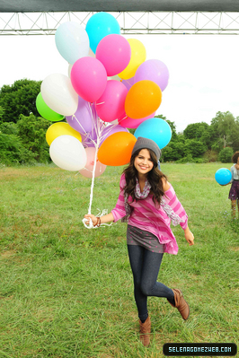 normal_a39ffb1e31d8 - Dream Out Loud