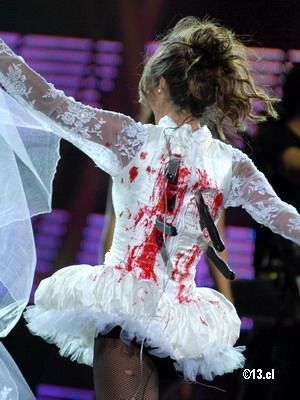 ANAHI_SHOW_02230195