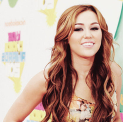  - tema 2-Miley Cyrus 2