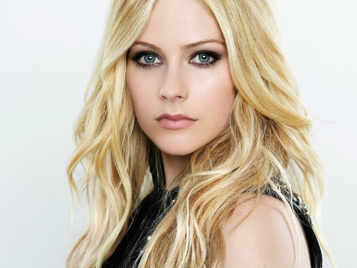 Avril Lavigne (25) - x - Avril Lavigne