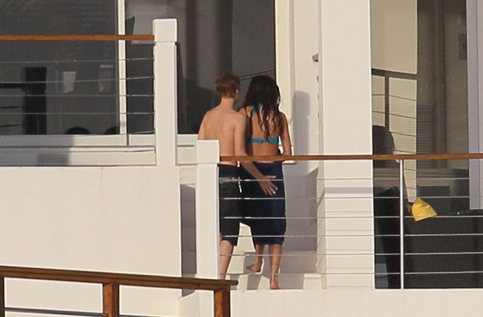 selena-gomez-si-justin-bieber - a SELL 4