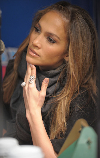 Jennifer Lopez (2) - x - Jennifer Lopez