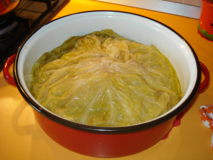 PREGATITE PENTRU CUPTOR!