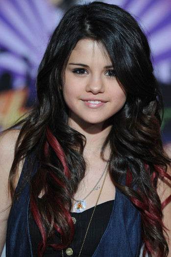 22 - selena gomez