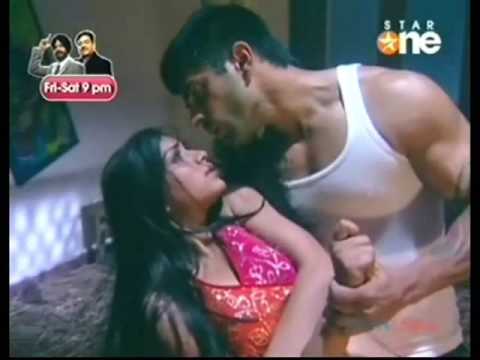 31558504_EASGSYZWX - xxArmaan si Ridhima-Karan Singh Grover si Sukirti Kandpalxx