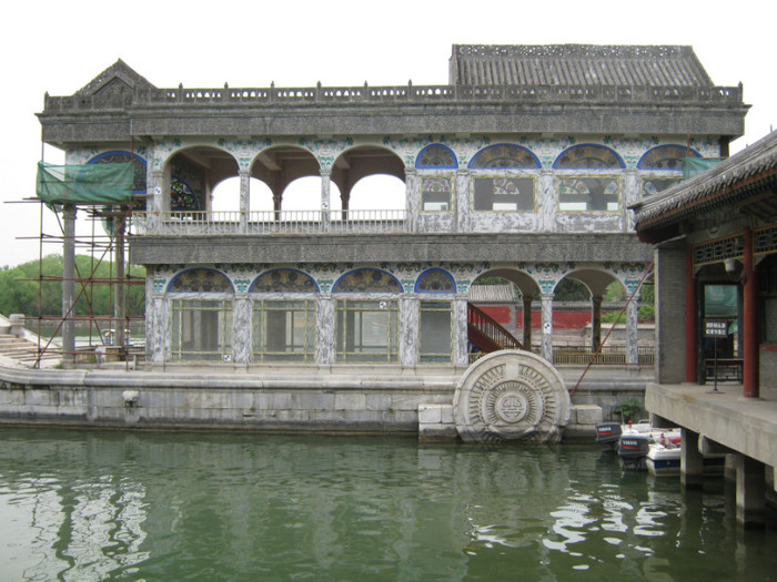 Palatul de vara - vaporul de marmura - China