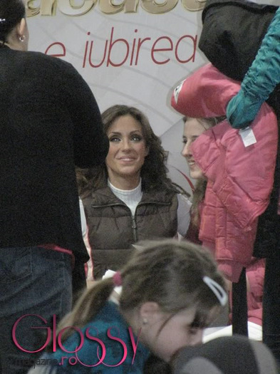 Anahi-Meet-and-greet-Bucharest-R-2 - 00 Any in Liberty Center