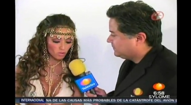 24323434 - Backstage1