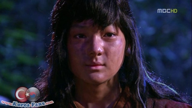 195koreafans - kim suro mic si fata pe care a salvat-o
